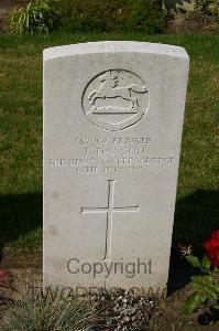 Dozinghem Military Cemetery - Dawson, J